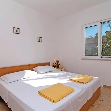 Vakantiehuis 3 Bedroom Cozy In